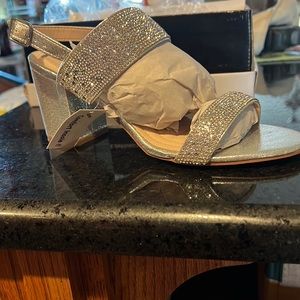NWT Wedding or Prom sandals Crystal bands, very sparkly
